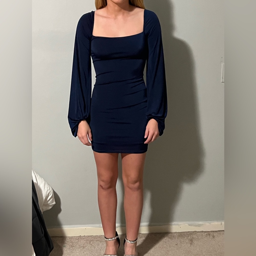 Long sleeve short length dress